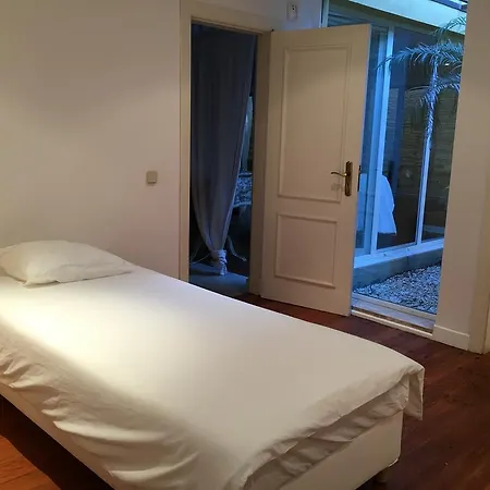 Estoril Villa *